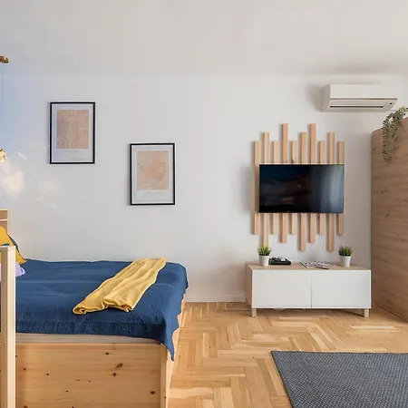 דירה Newly Renovated!!! - Modern 10 Minutes From The Grand Boulevard