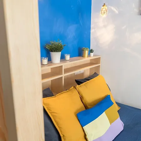 Newly Renovated!!! - Modern 10 Minutes From The Grand Boulevard בודפשט