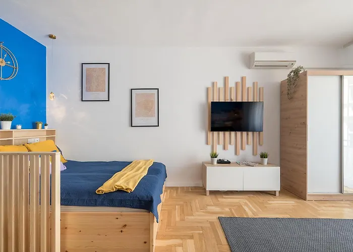 Appartement Newly Renovated!!! - Modern 10 Minutes From The Grand Boulevard