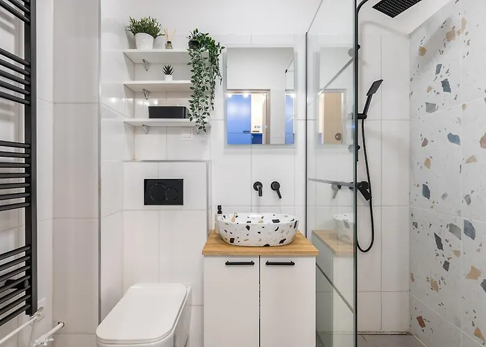 Newly Renovated!!! - Modern 10 Minutes From The Grand Boulevard Budapest